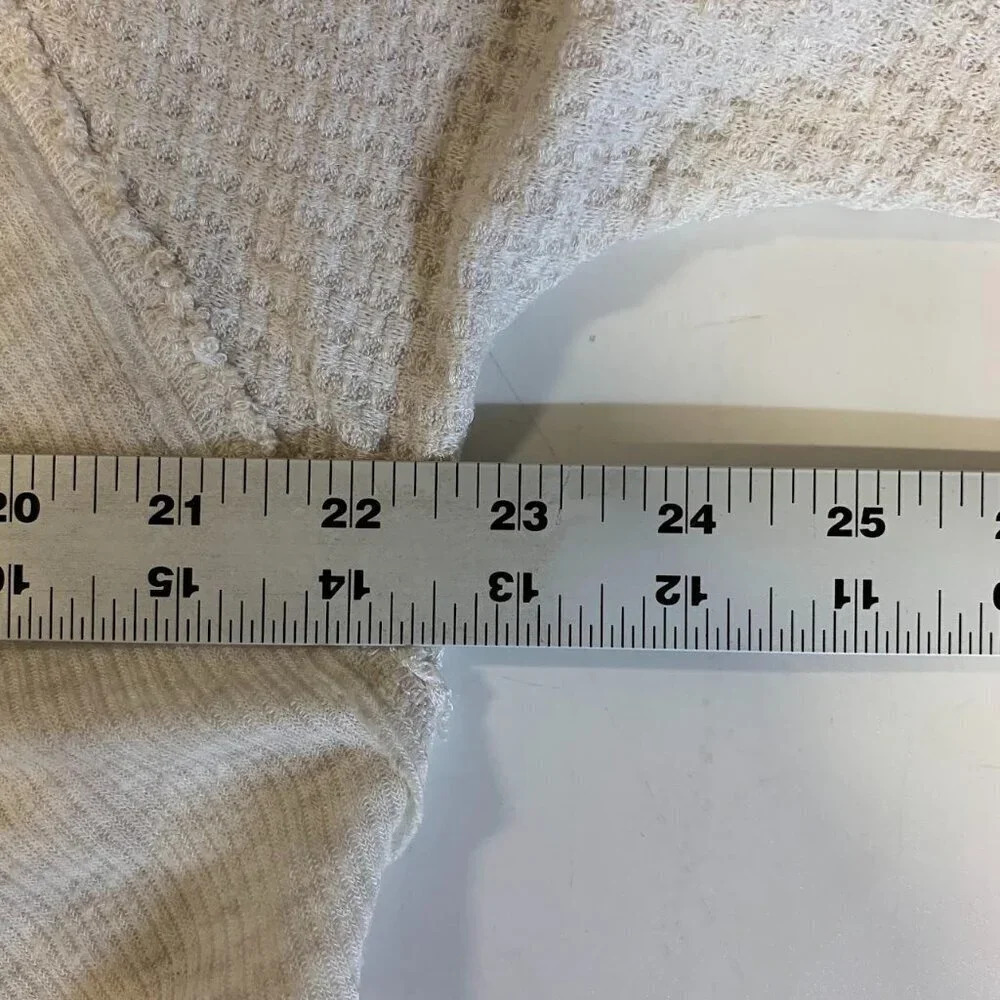 We The Free Free People Women's Catalina Ribbed Unfinished Trim Thermal Top SZ S - Picture 10 of 11
